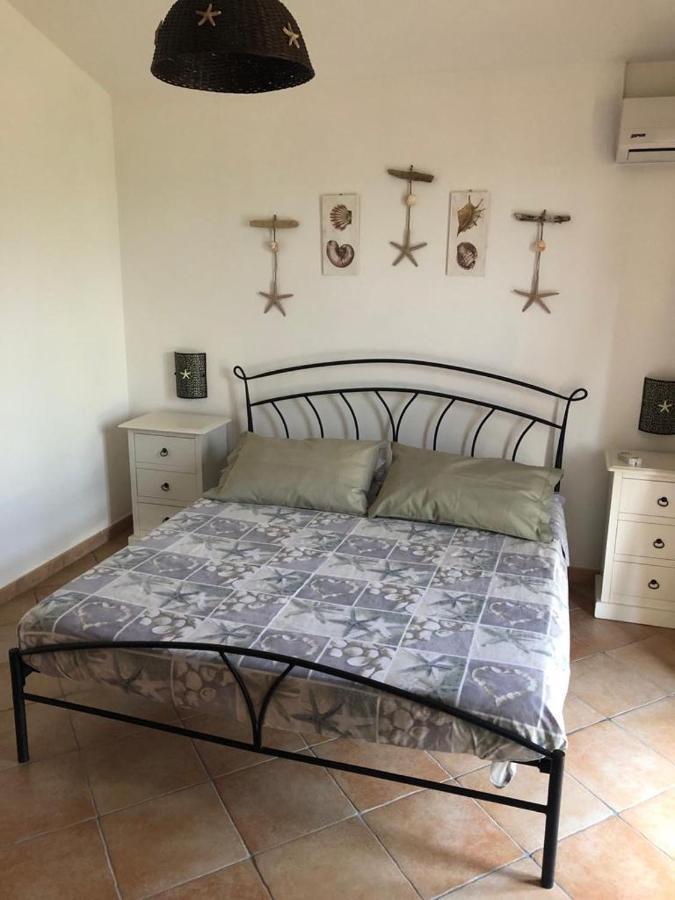 B&B Il Mirto Bianco San Giovanni Suèrgiu Exterior foto